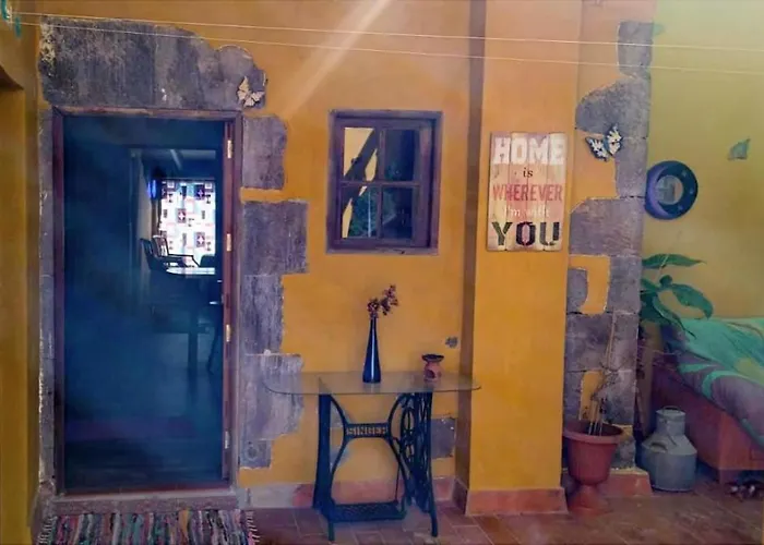 La Escuelita * Montaña Alta